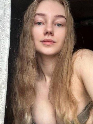 Проститутка Зиглинда, 24 года, г. Верхняя Салда